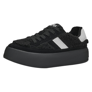 戈美其厚底加绒板鞋女2024秋冬新款增高学院风平底饼干休闲德训鞋