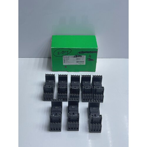 Lot 8pcs Schneider RXZE2M114M Single Female