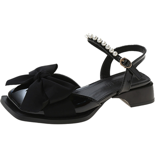 包头凉鞋女款夏季2025年新款法式珍珠中跟一字带粗跟玛丽珍小皮鞋