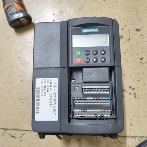 询价440变频器，6SE6440-2UD24-0BA1，4