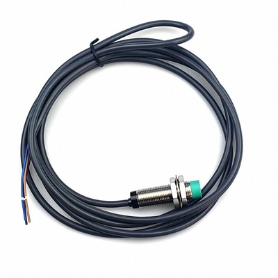 接近开关传感器三线NPN常开12MM金属感应开关PNP二线常闭24V 防水