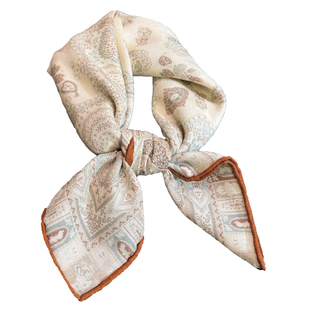 桑蚕丝羊毛混纺丝巾女2025新款中方巾百搭米色高档手工卷边小领巾