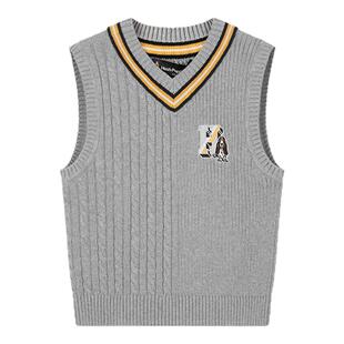 暇步士男童马甲秋冬款男孩坎肩儿童V领毛衣男大童春秋针织背心