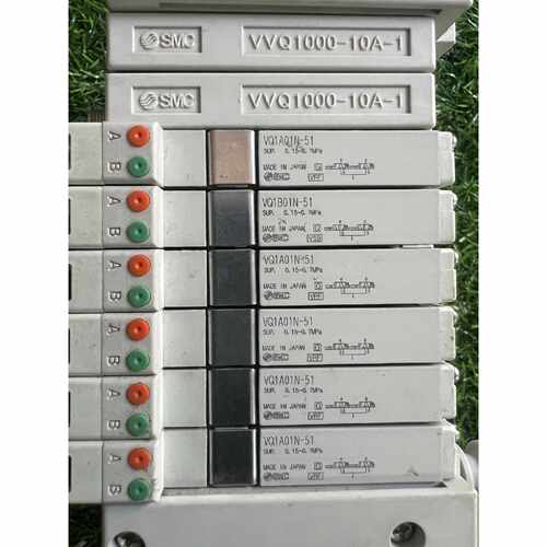 在线议价SMC VQ1A01N-51电磁阀岛