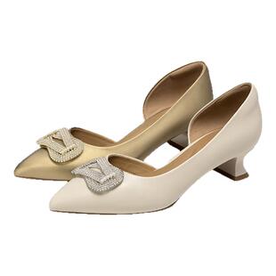 natursun尖头单鞋女2025冬季新款真皮不累脚小猫跟优雅精致春季