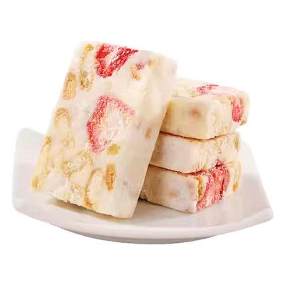 草莓羊奶芙手工长条绵软拉丝零食