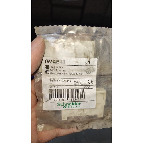 询价下单全新原装施耐德辅助触点，型号GVAE11，工程余料，原包装