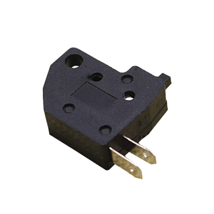 摩托车碟刹上泵开关骠骑巧格讯鹰祖玛鬼火踏板电动车刹车断电开关