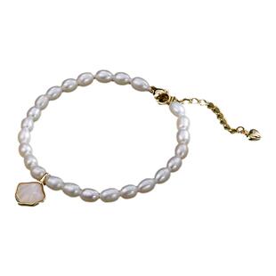 欧诗漫珠宝白色淡水珍珠手链椭圆形手串贝壳造型配饰甜美灵贝