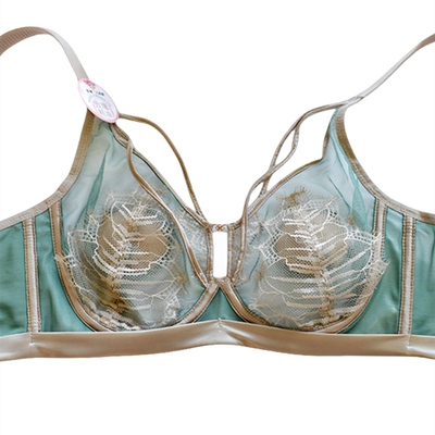 性感软钢圈大胸显小刺绣文胸超薄