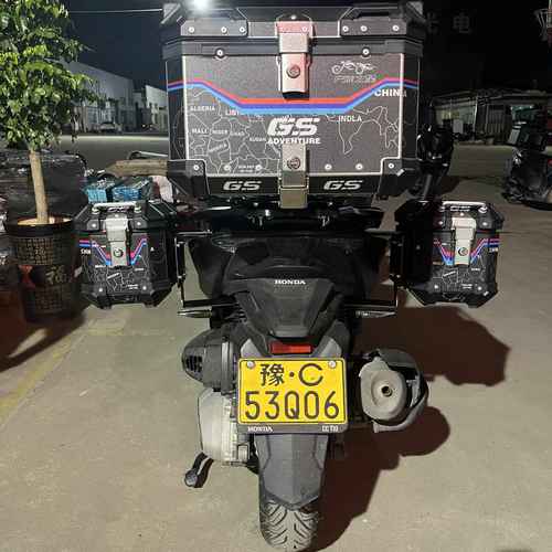 AYAY佛沙350边箱摩托车16L边箱45L尾箱三箱侧边箱通用两侧箱