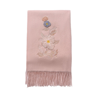 粉色羊毛披肩女冬妈妈旗袍喜婆婆斗篷外搭高端羊绒围巾大牌高级感