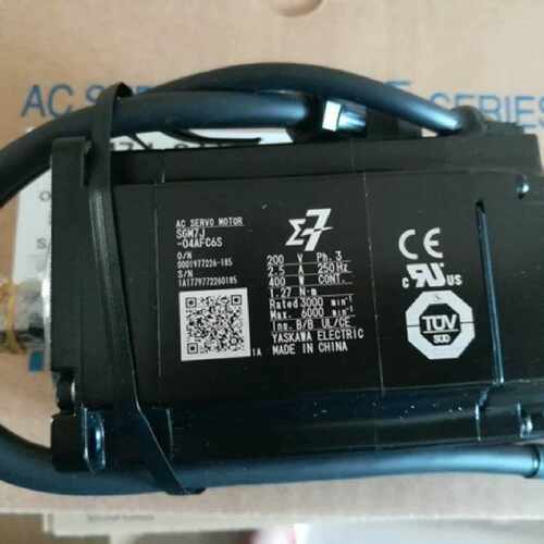 议价安川全新SGM7J-02AFC6S/02A7C6S/6E伺服电机顺丰包邮热卖中