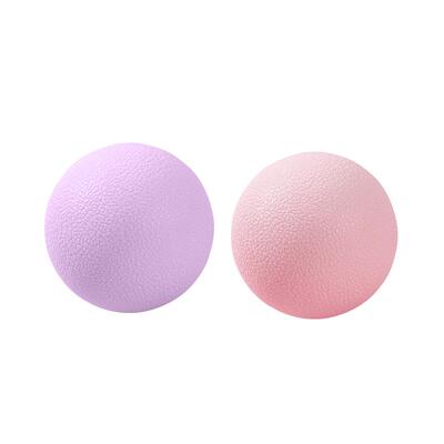 瑜伽筋膜球按摩足底花生肌肉