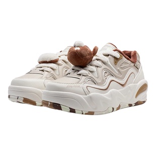 特步萌仔板鞋女士2025冬款皮面加绒保暖运动鞋厚底增高复古老爹鞋