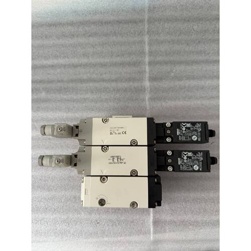 议价可维修VP7445DZ104MX555SMC电磁阀就一个实物拍摄售出不退不