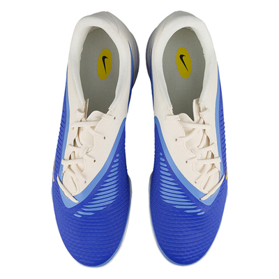 耐克暗煞PHANTOM中端TF足球鞋