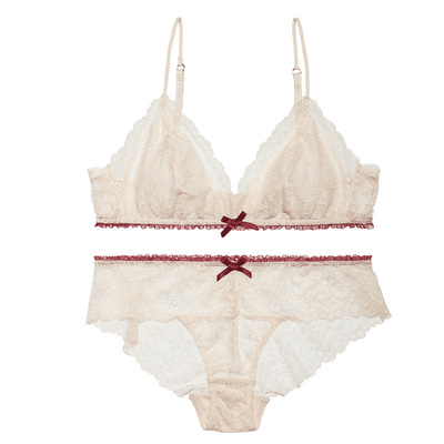 弗利少女法式薄款蕾丝内衣