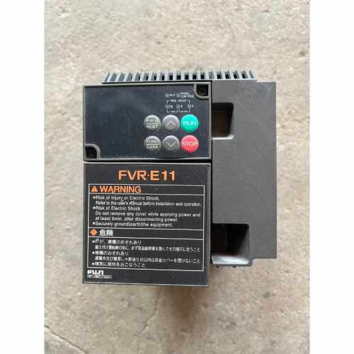 议价富士变频器fvr0.75e11s4je维修