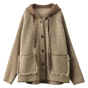 2026年冬季羊毛羊绒高密针织连帽外套女廓形感保暖中长款花呢大衣