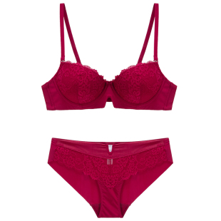 女人的秘密本命年深红色内衣套装下厚上薄集中聚拢抬高显胸大胸罩