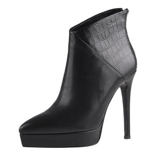 misili时尚拼接细跟短靴秋冬季新款12cm尖头高跟鞋厚底黑色女靴子