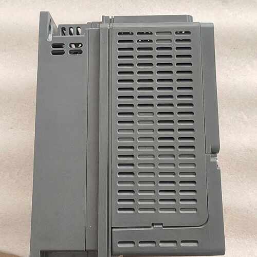 议价施耐德变频器ATV610U55N4 5.5KW 380-46