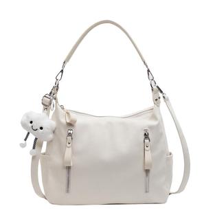 高级感休闲斜挎包包女夏2025新款大容量通勤包小众单肩腋下托特包