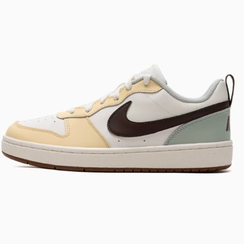 向往体育Nike耐克Court新款春夏女子小Dunk小空军板鞋 HV1804-121