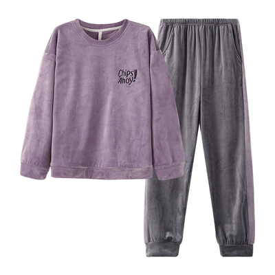 潘琪美女海岛绒睡衣可外穿