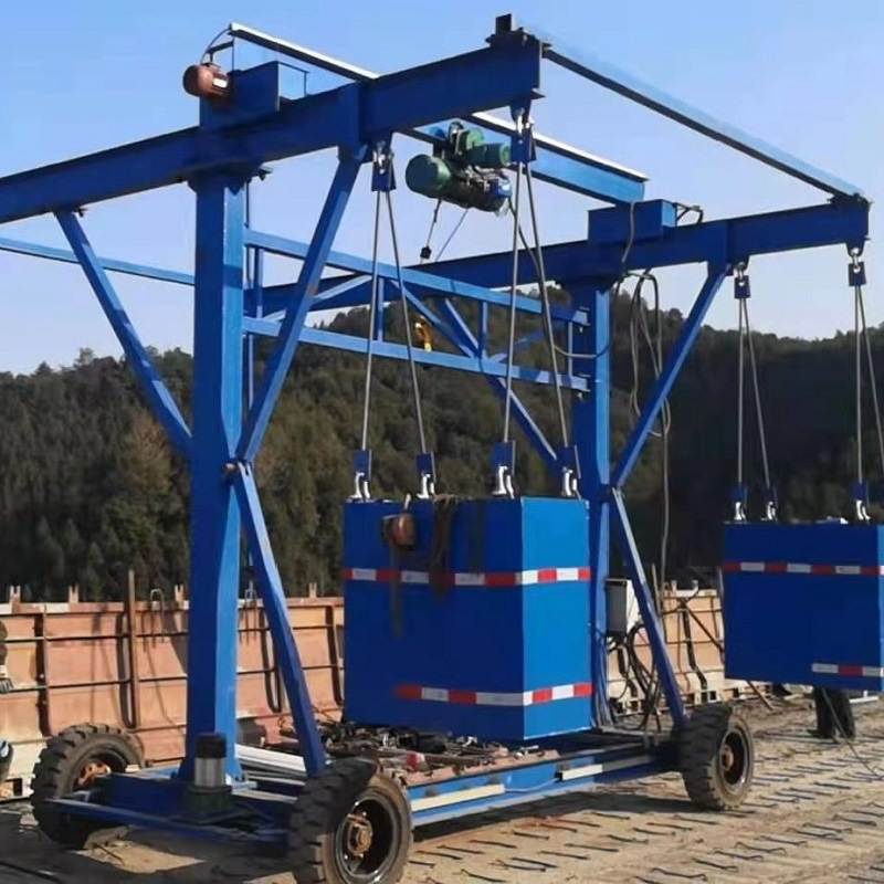 防撞墙模板台车桥梁护栏模板台车工地专用施工台车厂家直供起重机