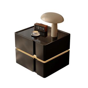 黑色床头柜带灯2026热卖轻奢高级感家用卧室设计感小众实木床边柜