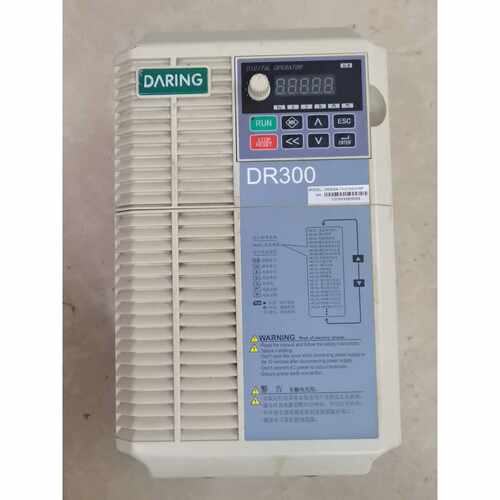 议价拆机大变频器DR300AT3015G018P维修