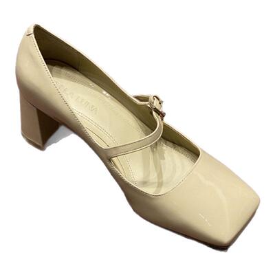 露娜方头浅口粗跟复古玛丽珍女鞋