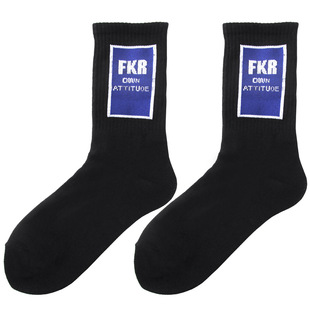 INS韩国潮流百搭个性原宿港风简约男女中筒袜街头春秋季字母棉袜