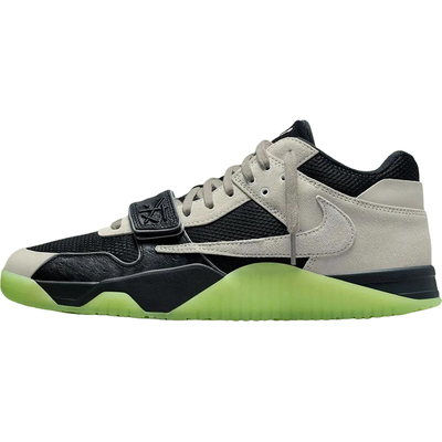 Nike/耐克正品冬季款男士训练中帮系带耐磨运动篮球鞋IH7971-001