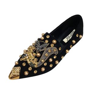 网红单鞋女2025新款秋季百搭欧洲站水钻深口尖头铆钉平底鞋仙女鞋