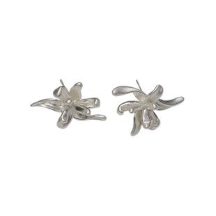 《一支鸢尾》复古文艺气质哑光银色立体花朵超仙耳钉耳夹无耳洞女