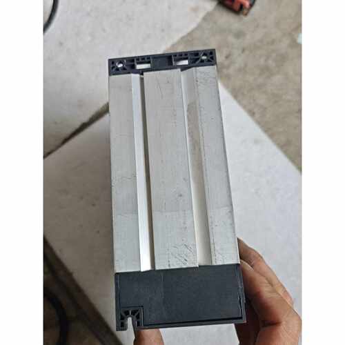 非标价丹佛斯1.5KW变频器FC051P1K5T4E20H3BX修理