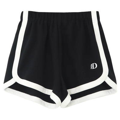 双色小A型撞色包边刺绣短裤