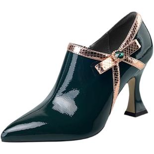 法式高跟鞋女粗跟2025年春秋新款漆皮女鞋气质尖头蝴蝶结深口单鞋