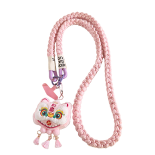 网红爆款国潮卡通三流苏醒狮公仔包包挂件麻花绳编织斜跨长绳适用手机壳可爱女款户外手机链ccd便携侧肩背带