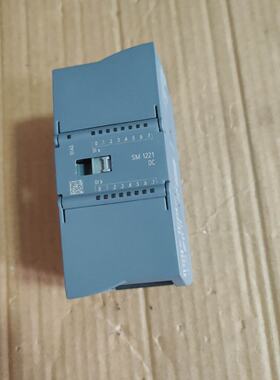 溢价-SM 1221  221-1BH32-0XB0很新很好的货。