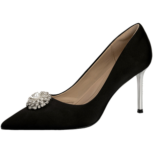 True Meaning权杖系列26春新款雪花饰扣晚宴鞋黑色水钻电镀高跟鞋