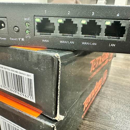 议价The Br-New In-Warry  W18e Dual-B Enterprise Router Gigab