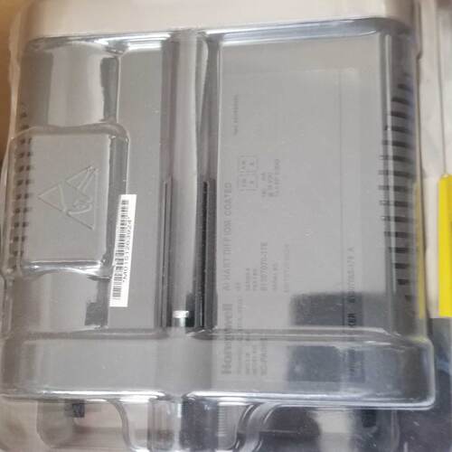 议价霍尼韦尔honeywell-DCSC300卡件全新原装8C-PAIH52 51457070-