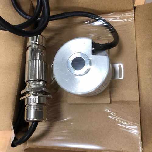 议价HENGSTLER编码器 RI64/1024AW4H9TBB0X09