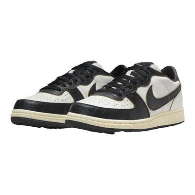 Nike运动休闲复古低帮板鞋