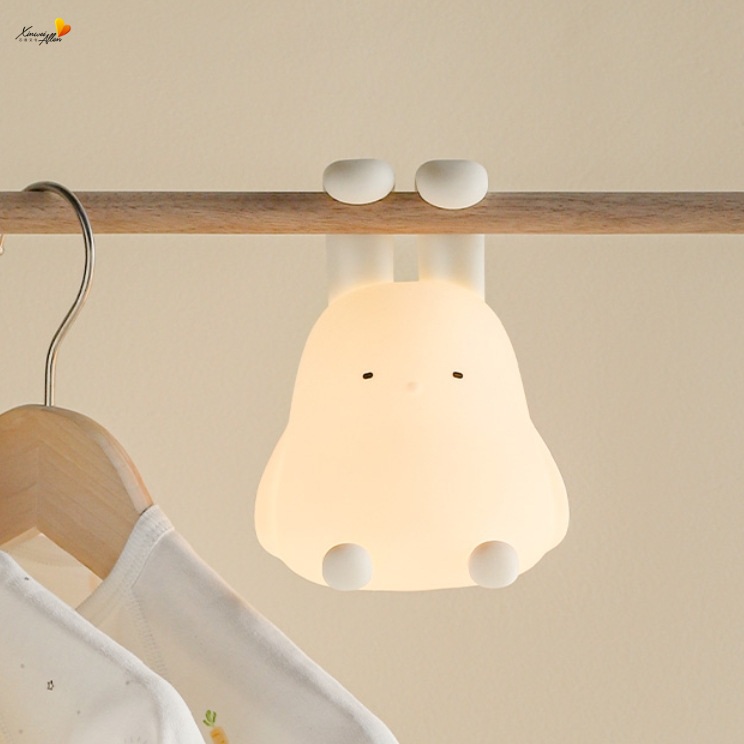 创意新品折耳兔硅胶LED放灯可弯折红兔可小夜灯挂网耳朵家居装饰