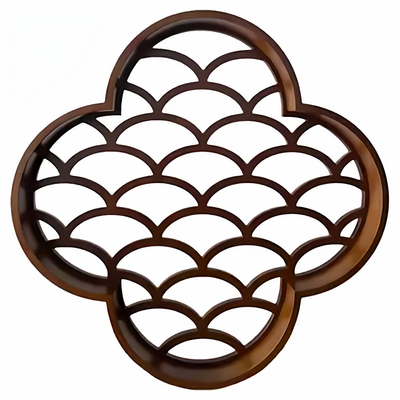 中式实木梅花镂空隔断屏风线条